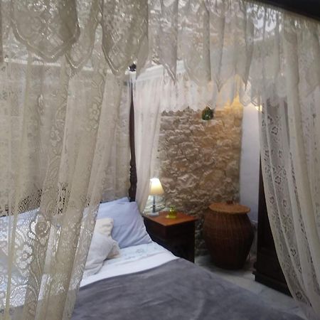 The Spidaki Hotel Lania ภายนอก รูปภาพ